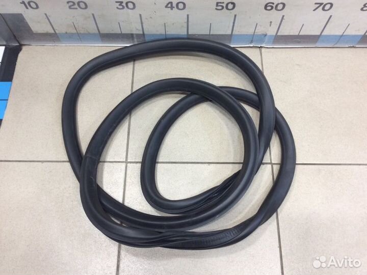 Уплотнитель двери задний правый Chevrolet Cruze