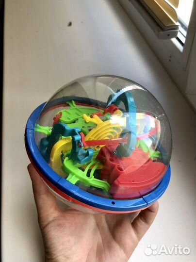 Головоломка с шариком