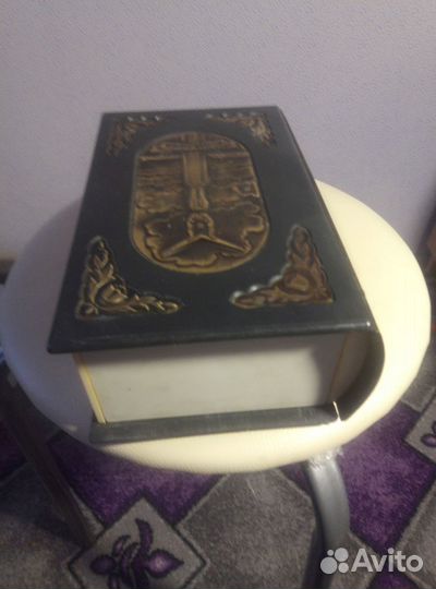 Шкатулка кассетница для аудиокассет