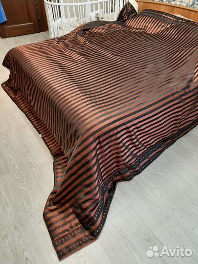 Покрывало на 2 х спальную кровать