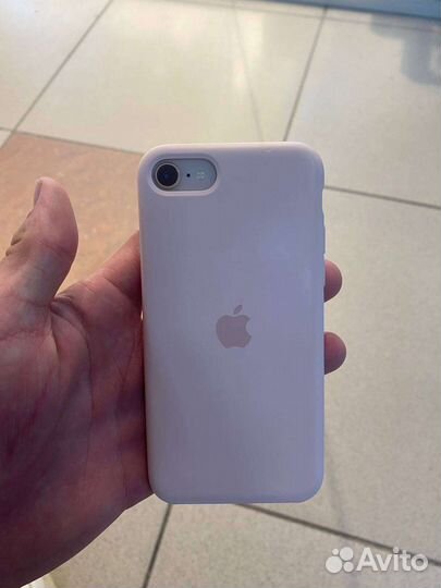 Телефон iPhone 8