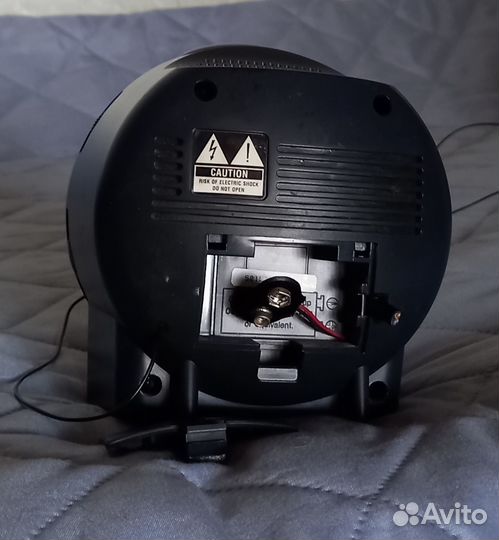 Продам радиобудильник б/у