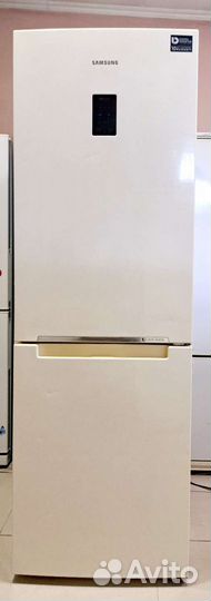 Холодильник Samsung