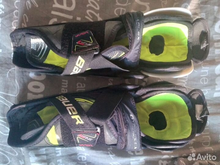 Щитки хоккейные bauer 12