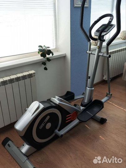 Тренажер Hasttings X9