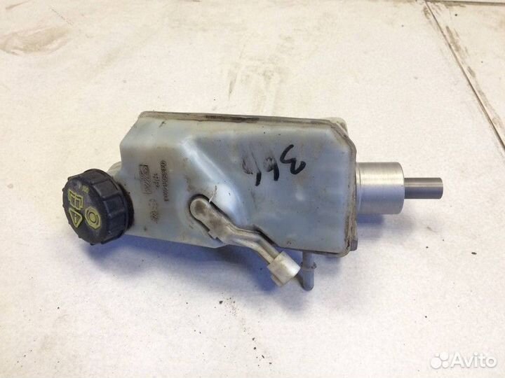 Главный тормозной цилиндр Ford Focus