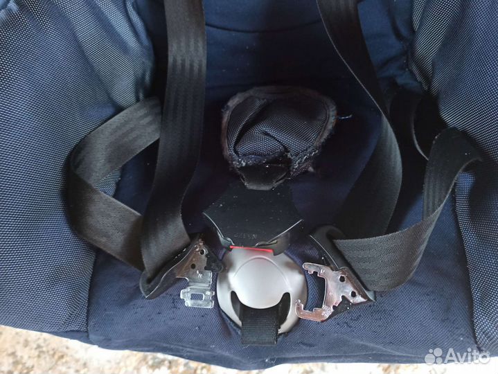 Автокресло 9-18кг maxi cosi