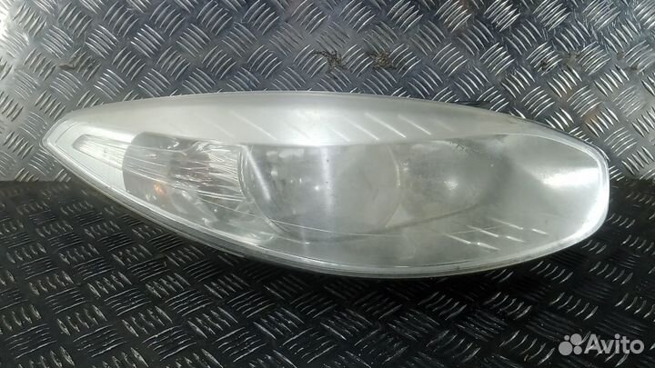 Фара Renault Fluence (2009-2013)