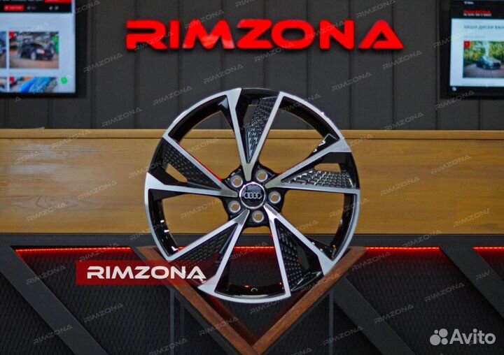 Кованые диски R20 на Audi RS7