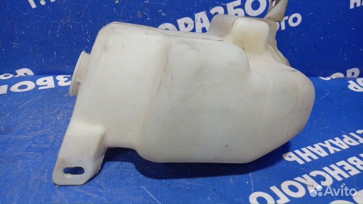 Бачок омывателя Skoda Octavia Tour лифтбэк 1998