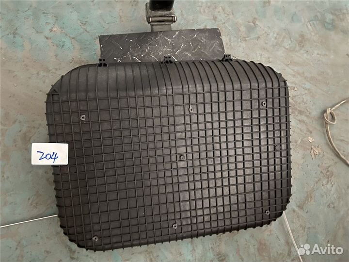 Крышка корпуса воздушного фильтра 2841 нижняя F300