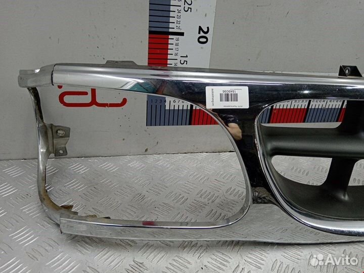 Решетка радиатора для Ford Explorer 2 F57B8200AJW