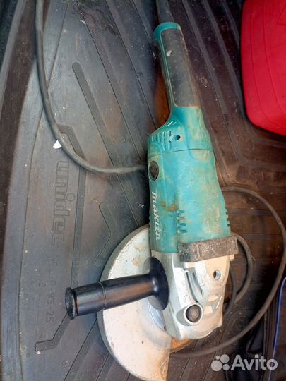 Ушм болгарка makita 230