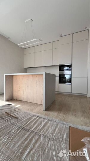 Кухонный гарнитур с островом