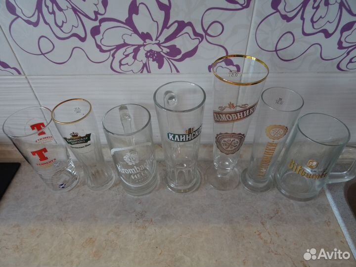 Пивные кружки и стаканы