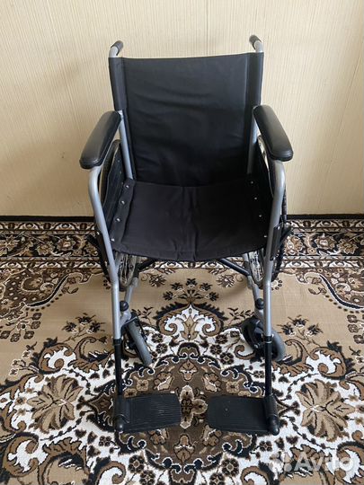 Коляска инвалидная