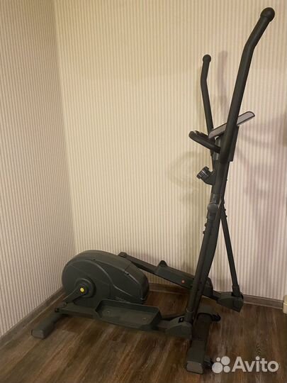 Эллиптический тренажер torneo