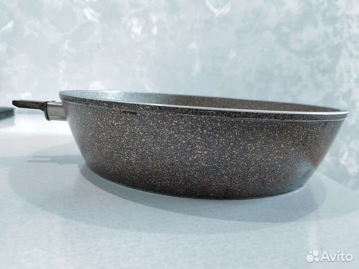 Толстостенная Сковорода 28 см/ Форма для запекания