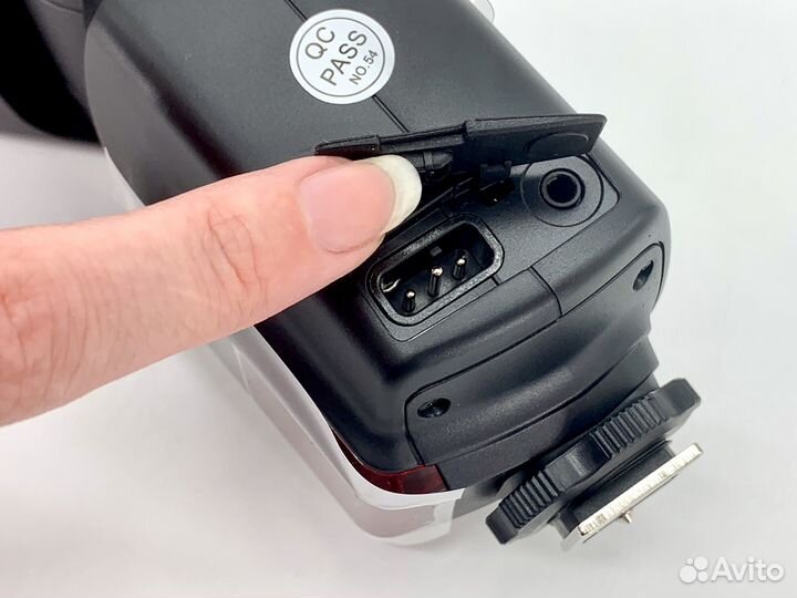 Новая вспышка godox thinklite tt520ii