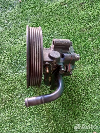 Насос гура Kia Magentis 2.5 2000-2005