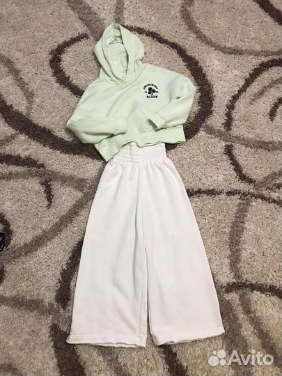 Комплектом