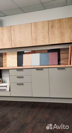 Кухня выставочный образец