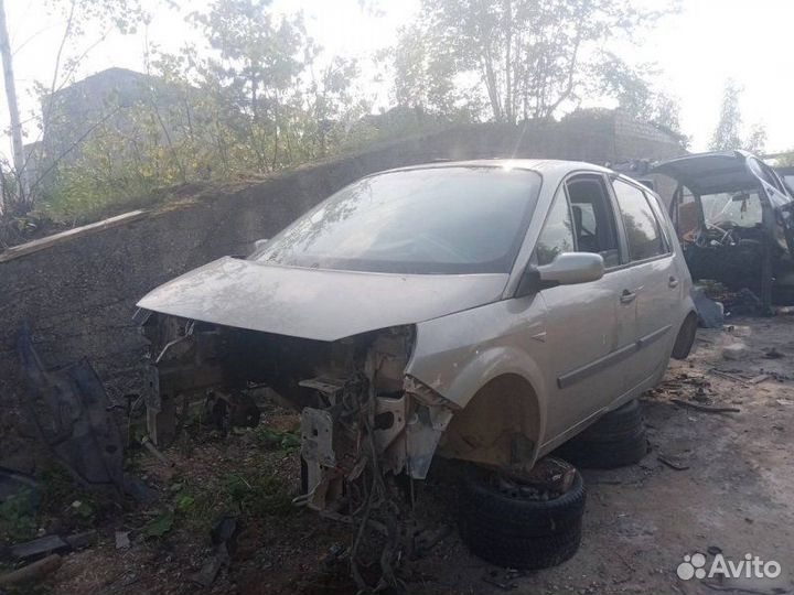 Панель передний Renault Scenic 2