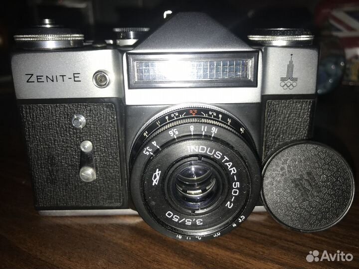 Фотоаппар Zenit-Е с объективом Industar 50-2