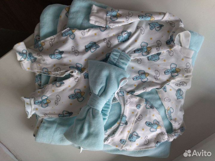 Комплект на выписку для мальчика