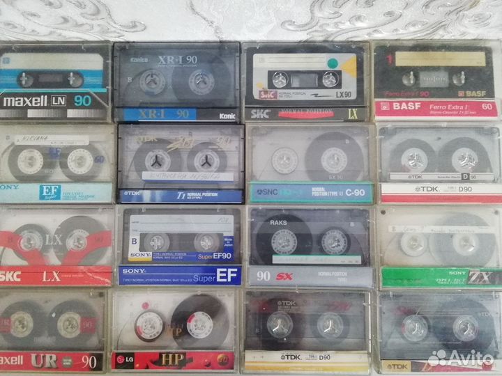 Аудиокассеты с записью, 100 шт одним лотом