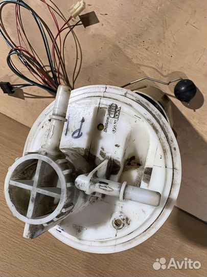 Насос топливный электрический Volvo XC70 I 00-07г