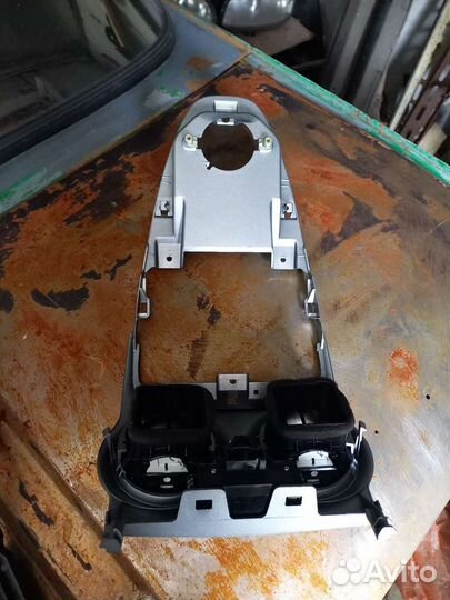 Центральная консоль Опель Корса Д 2010г