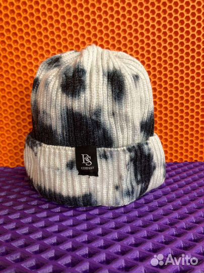 Шапка новая акриловая