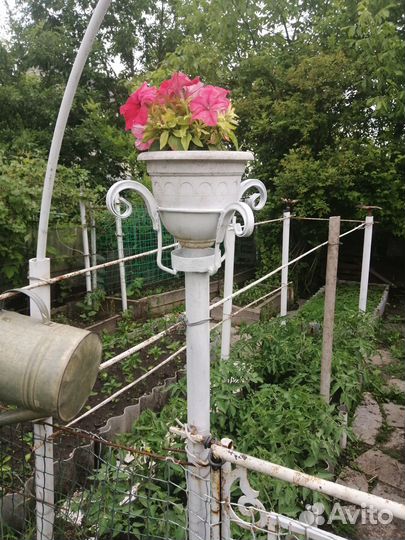 Кашпо для цветов уличное