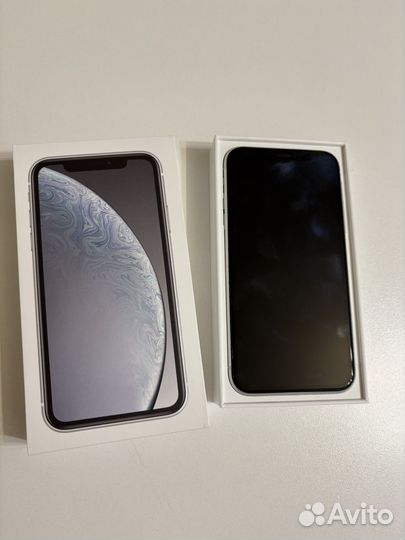 iPhone Xr, 64 ГБ