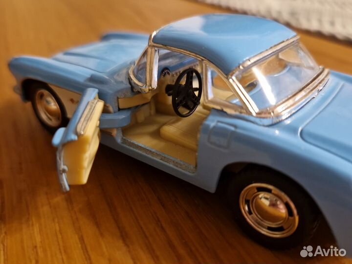 Модель Chevrolet Corvette 1957