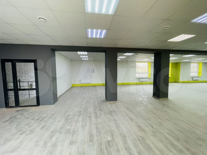 Сдаётся помещение: 100м²; 2-этаж