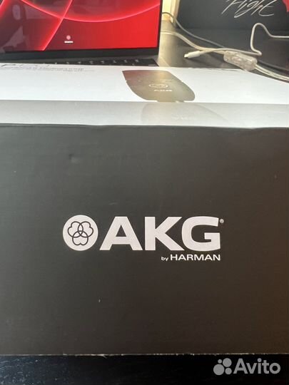 Студийный конденсаторный микрофон AKG P120