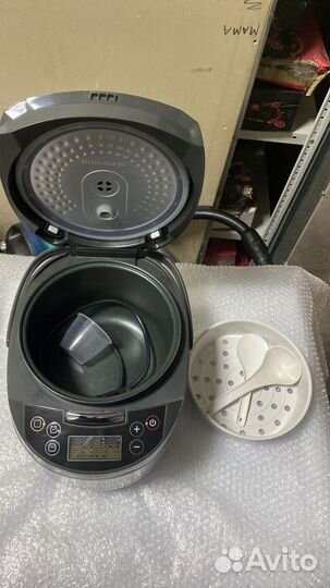 Мультиварка Redmond RMC-M4513