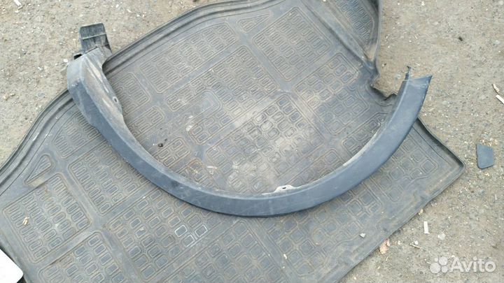 Накладка крыла заднего правого Toyota RAV 4 2013