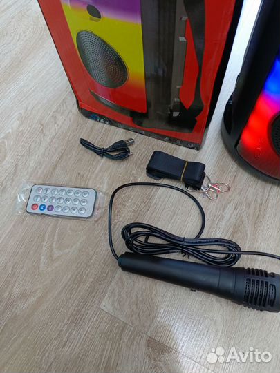 Блютуз колонка большая