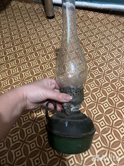 Лампа керосиновая