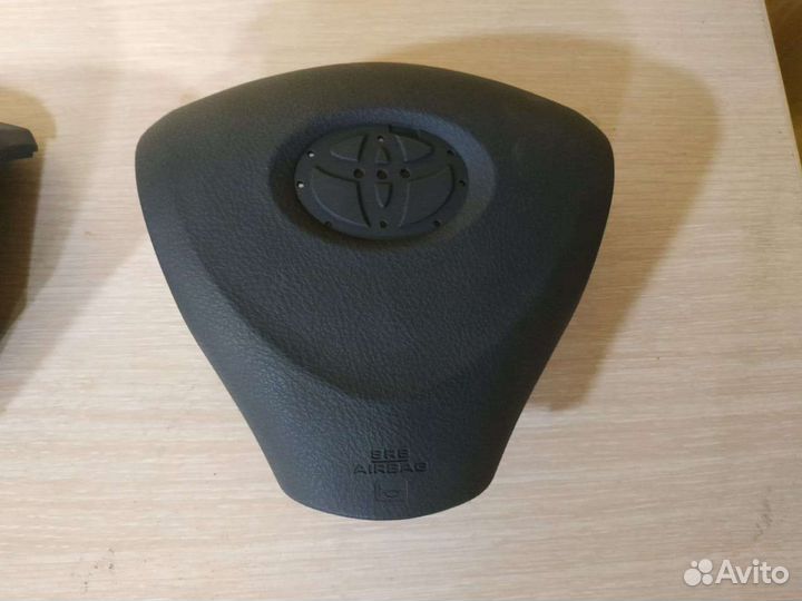 Крышка аэрбег Тойота