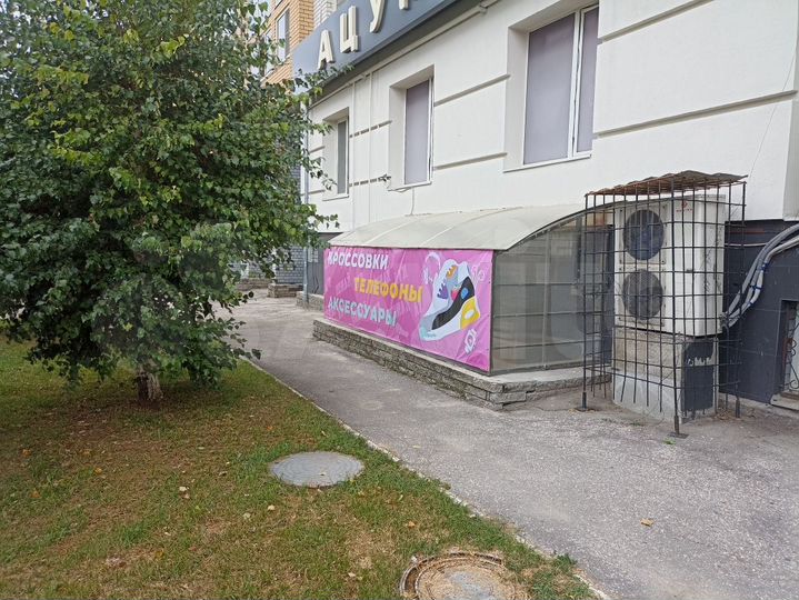 Торговое помещение на Родионова