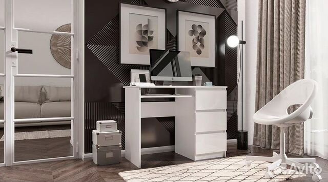 Компьютерный стол IKEA белый