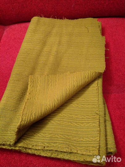 Отрезы ткани разные