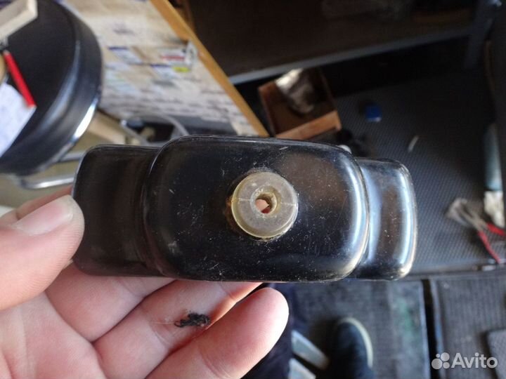 Крепление запасного колеса Toyota Honda Mazda Niss