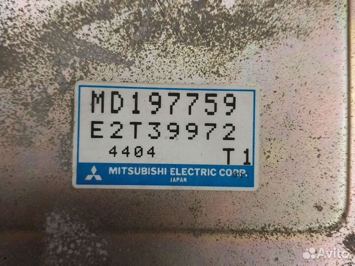 Эбу Mitsubishi pajero 2 md197759