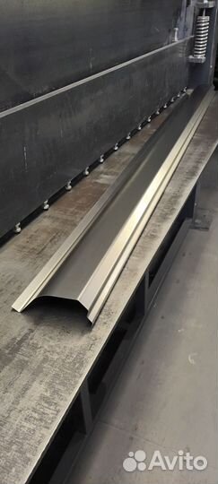 Ремонтный порог Dodge Caravan 3