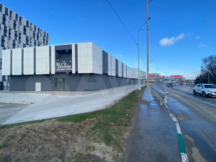 Торговая площадь в новом ТЦ, 680 м²